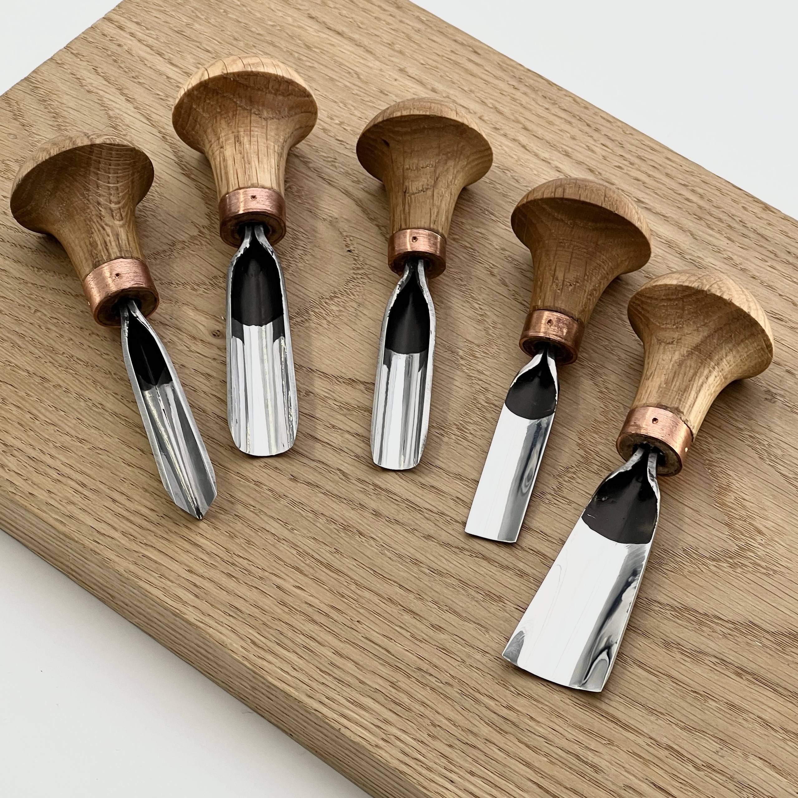 Short Palm toolkit for Precision Relief Carving