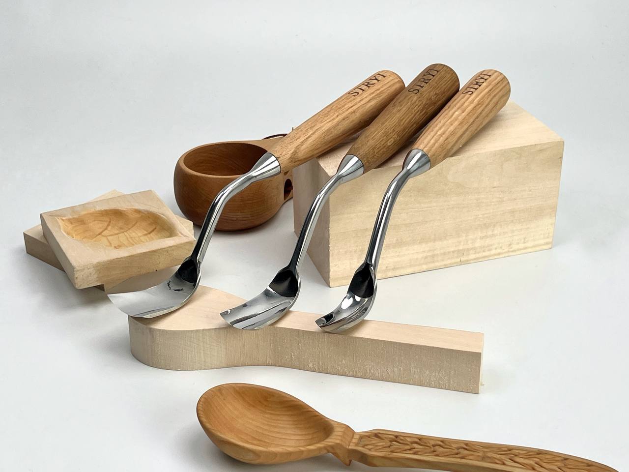 Bent Gouges