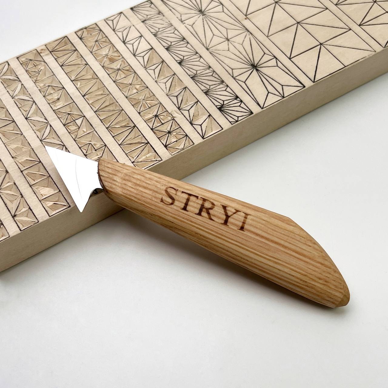 Wood carving knife 35mm STRYI Profi for relief and chip carving, Chip carving knife