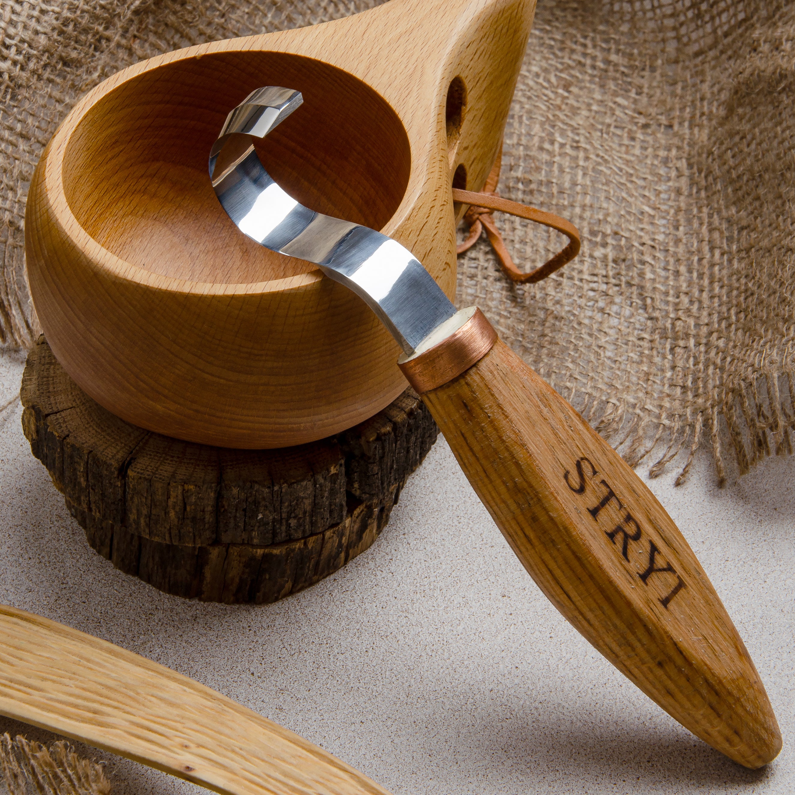 Master the Grain: STRYI Profi 30mm Hook Knife Set (Left & Right)