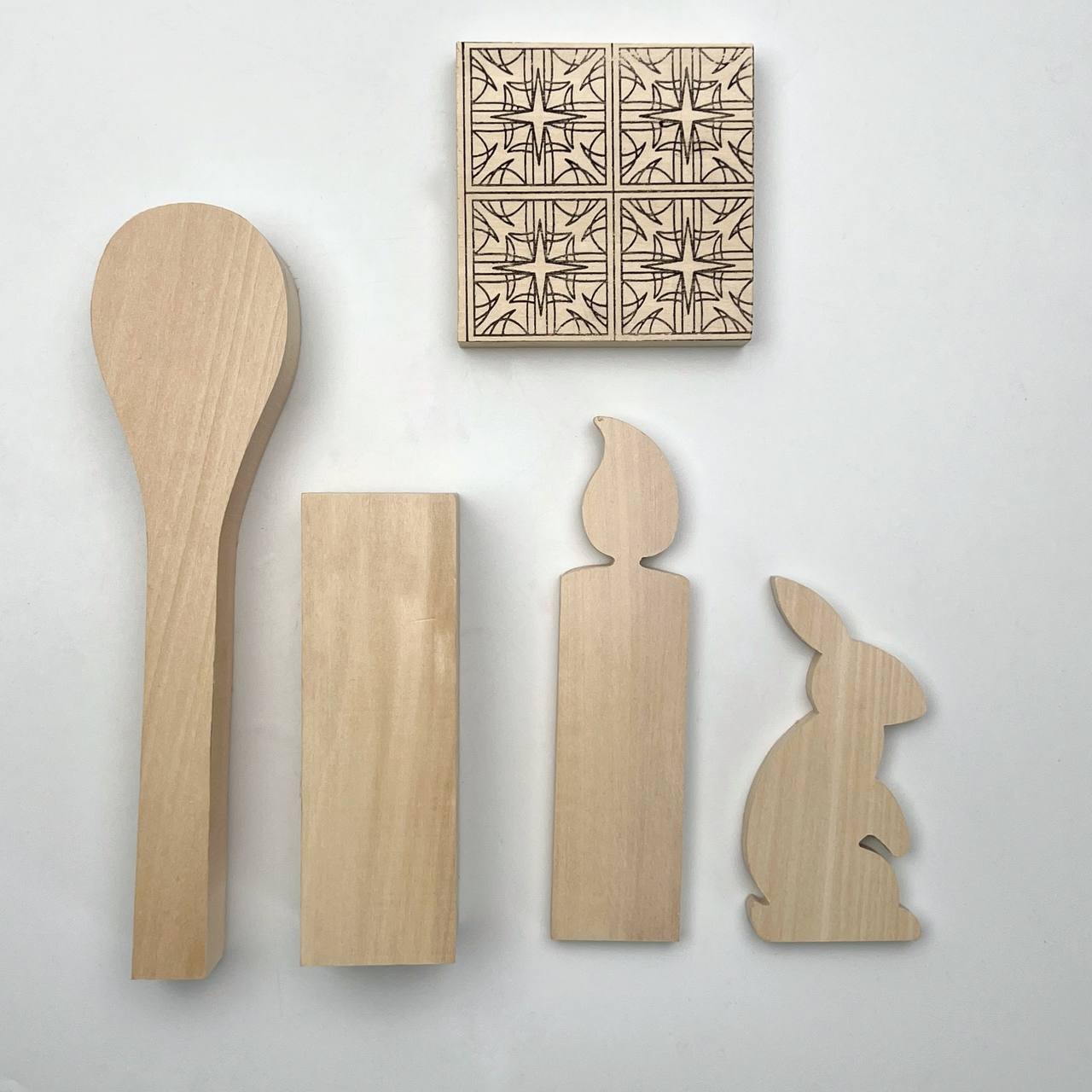 Vielseitiges Holzschnitzset STRYI Profi 12-tlg. Geschenk zum Schulabschluss, Kostenlose Videoanleitung