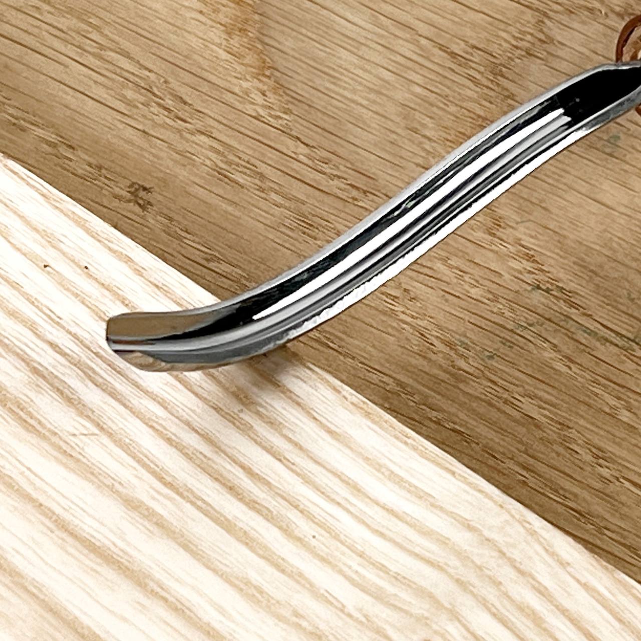 Palm carving bent gouge sweep #9 STRYI Profi , linocutting tool, burins STRYI, palm tool, detailing knife