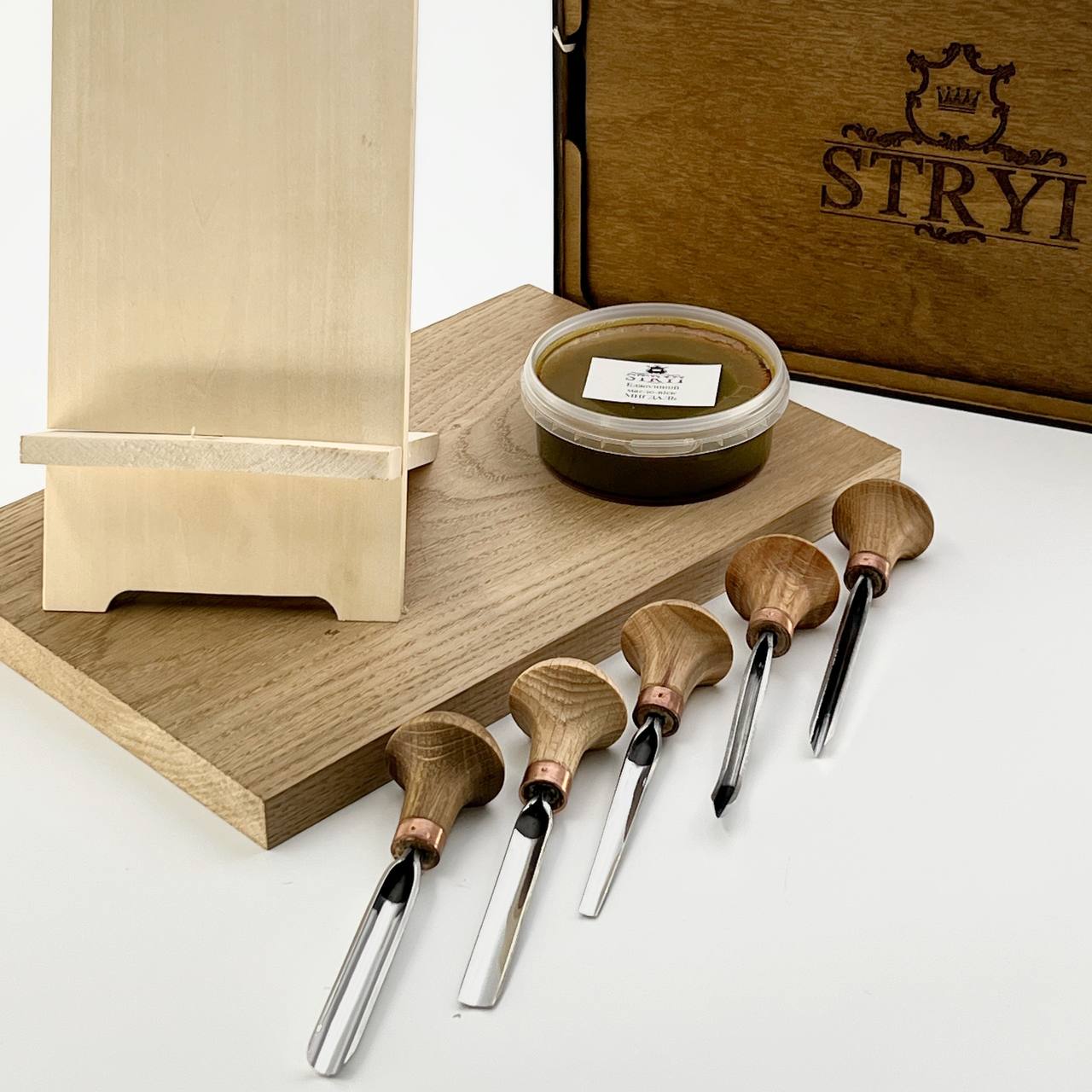 Palm carving set STRYI Profi, 5pcs, Toolset for Linocuttting, Relief carving, DIY phone stand