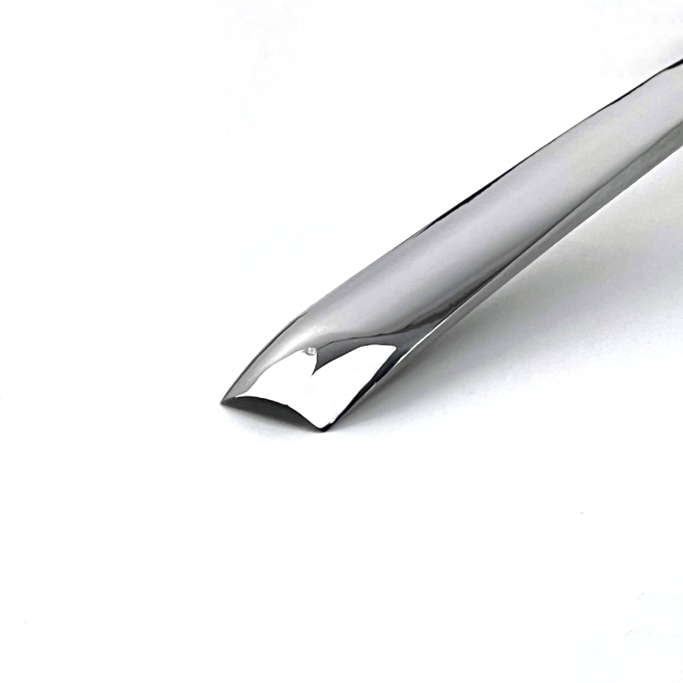 Forged Gouge Sweep #7: The Essential Tool for Organic Shapes