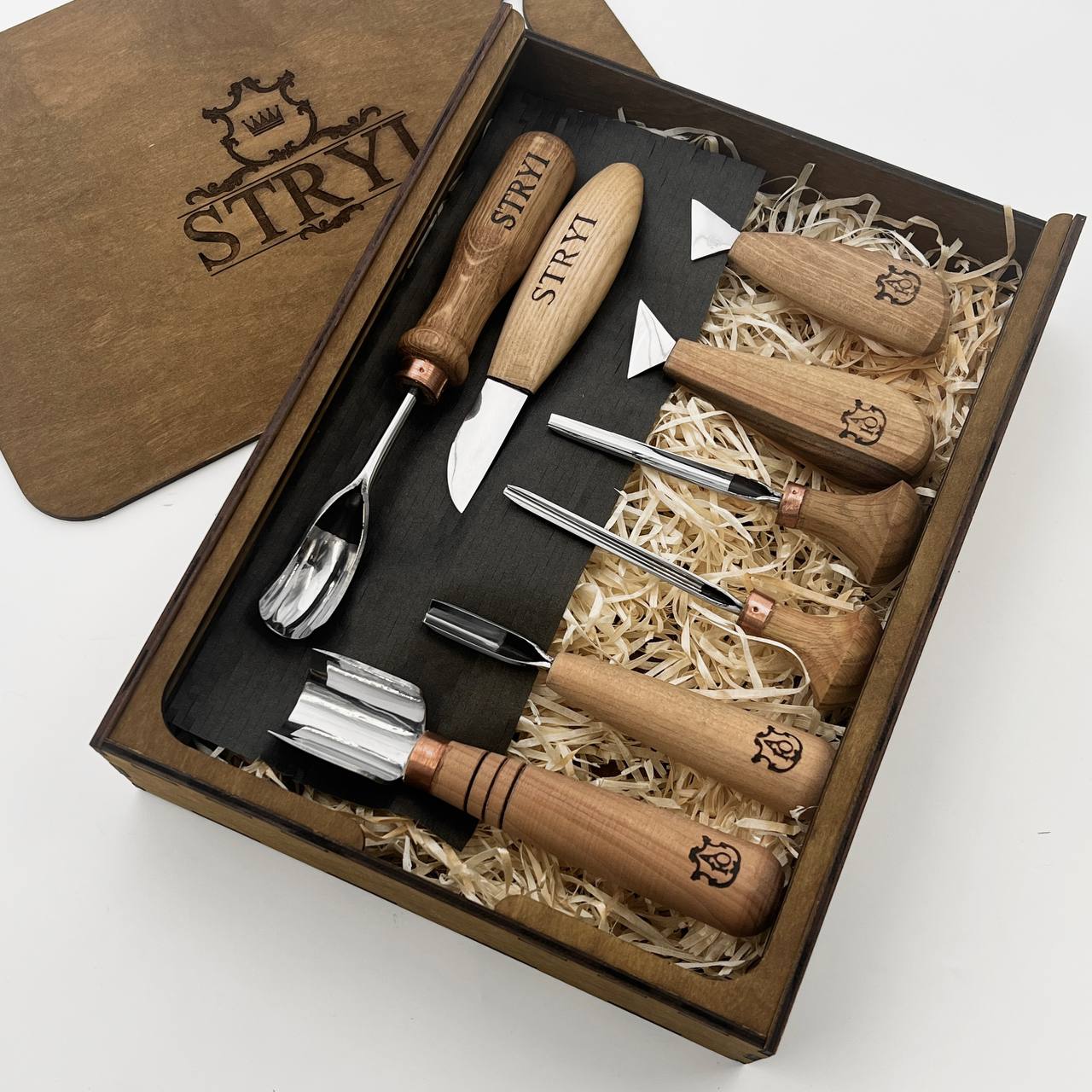 Vielseitiges Holzschnitzset STRYI Profi 12-tlg. Geschenk zum Schulabschluss, Kostenlose Videoanleitung