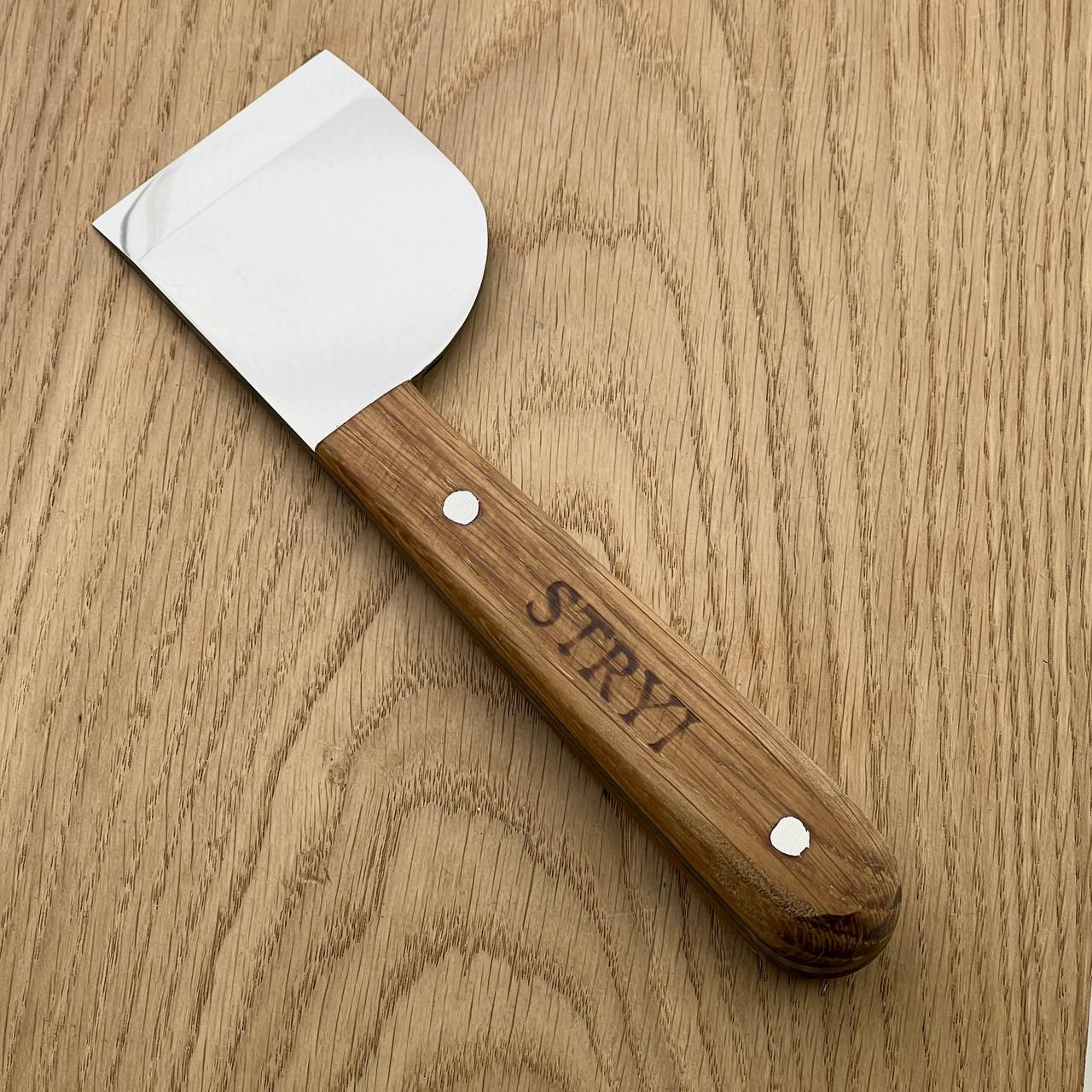 Cuchillo japonés para cortar cuero, STRYI Profi