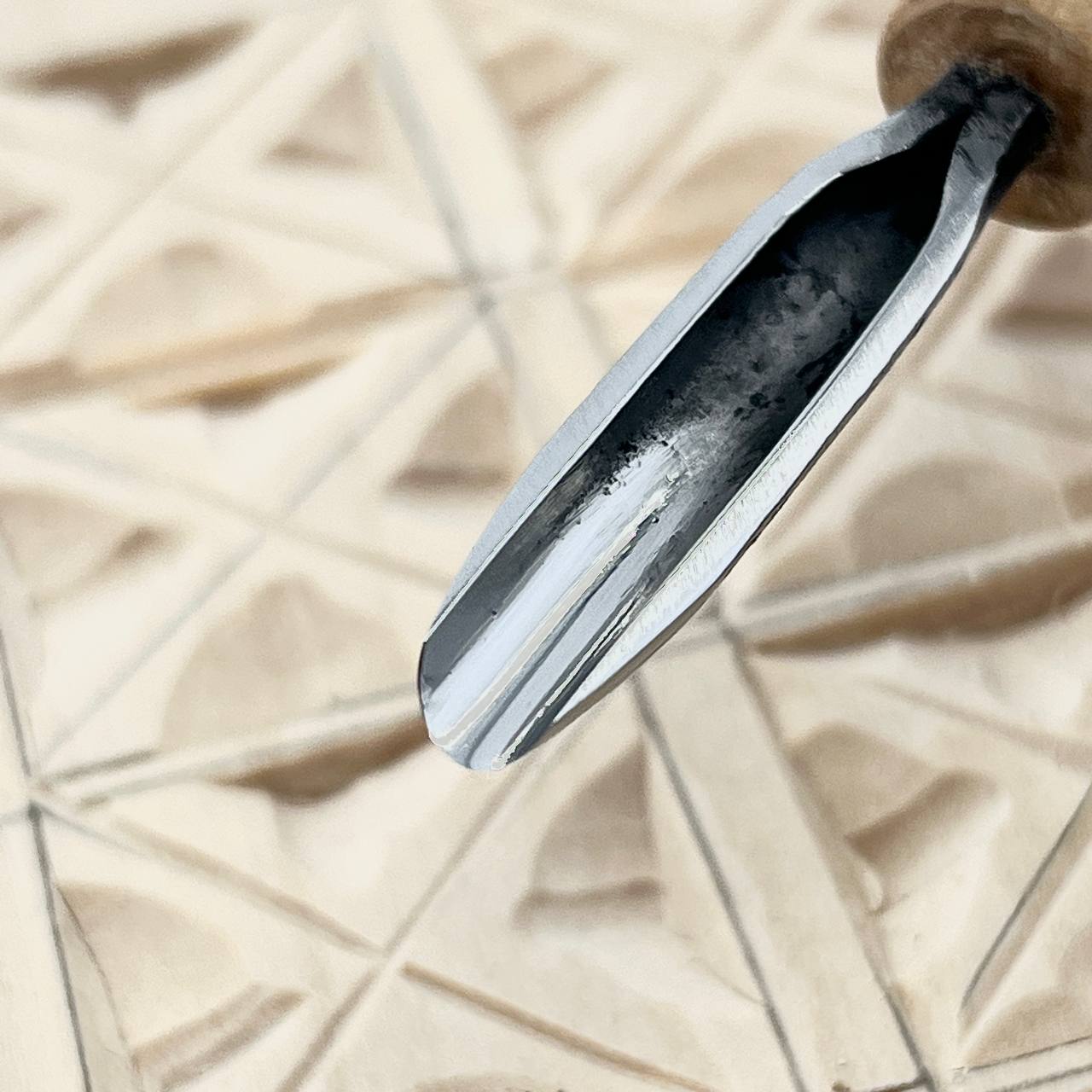 Skew-beveled short gouge STRYI-AY Chip carving gouge Standart