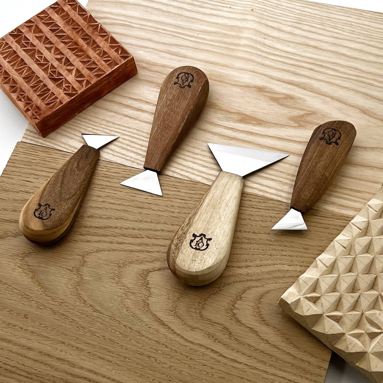 Wood carving Knives set, Swallowtail knives in roll-case, Triangle knives