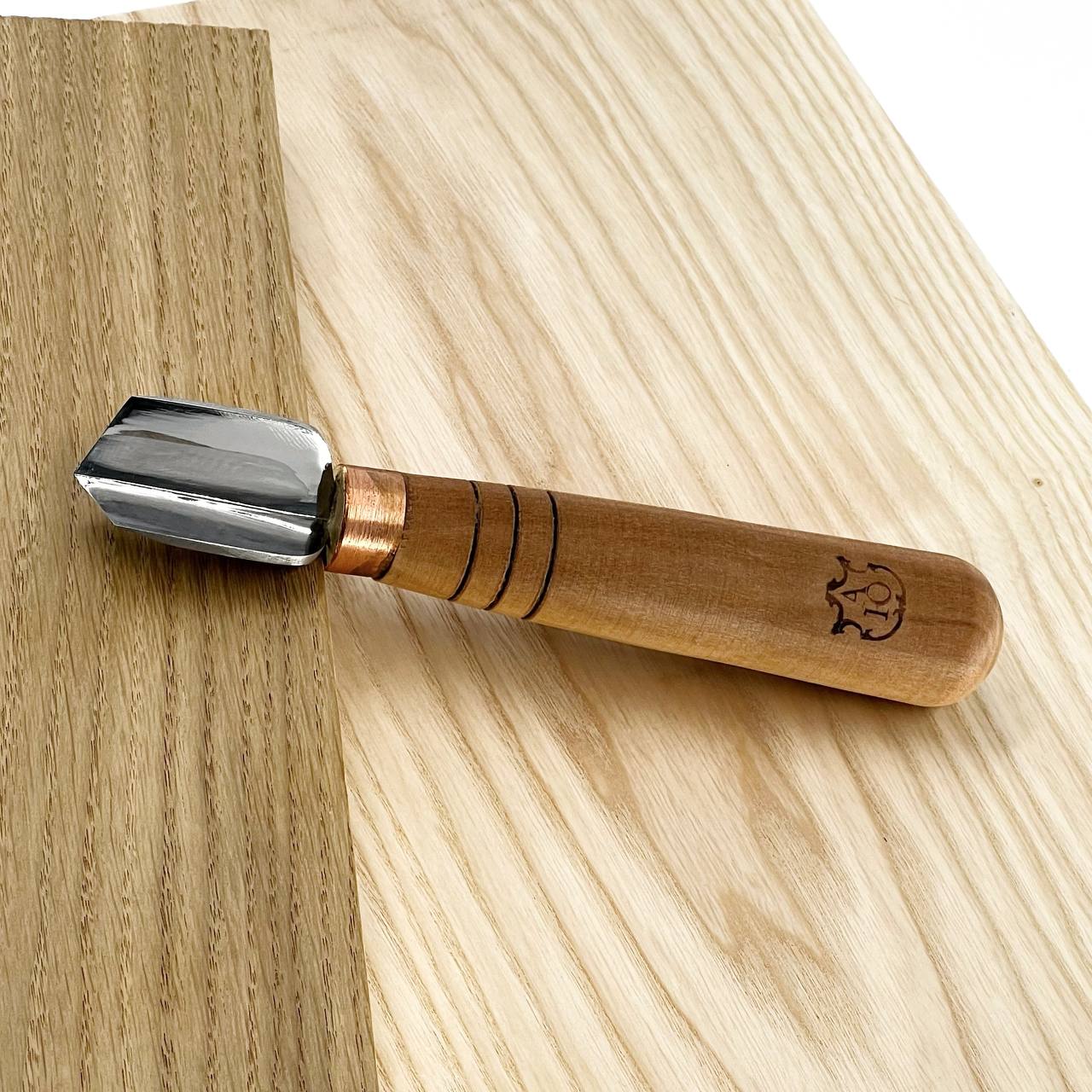 V-parting tool, Short chisel skewed STRYI-AY Profi for carving, V-shaped chisel