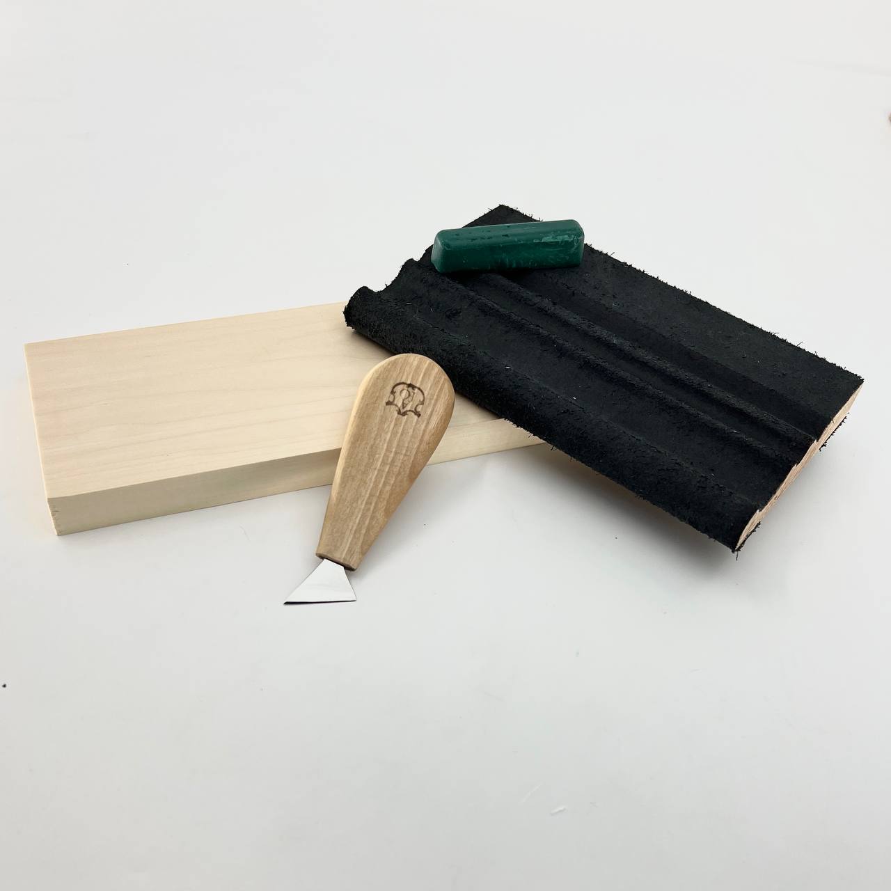 Basic tools set STRYI Start in woodcarving, Chip carving set