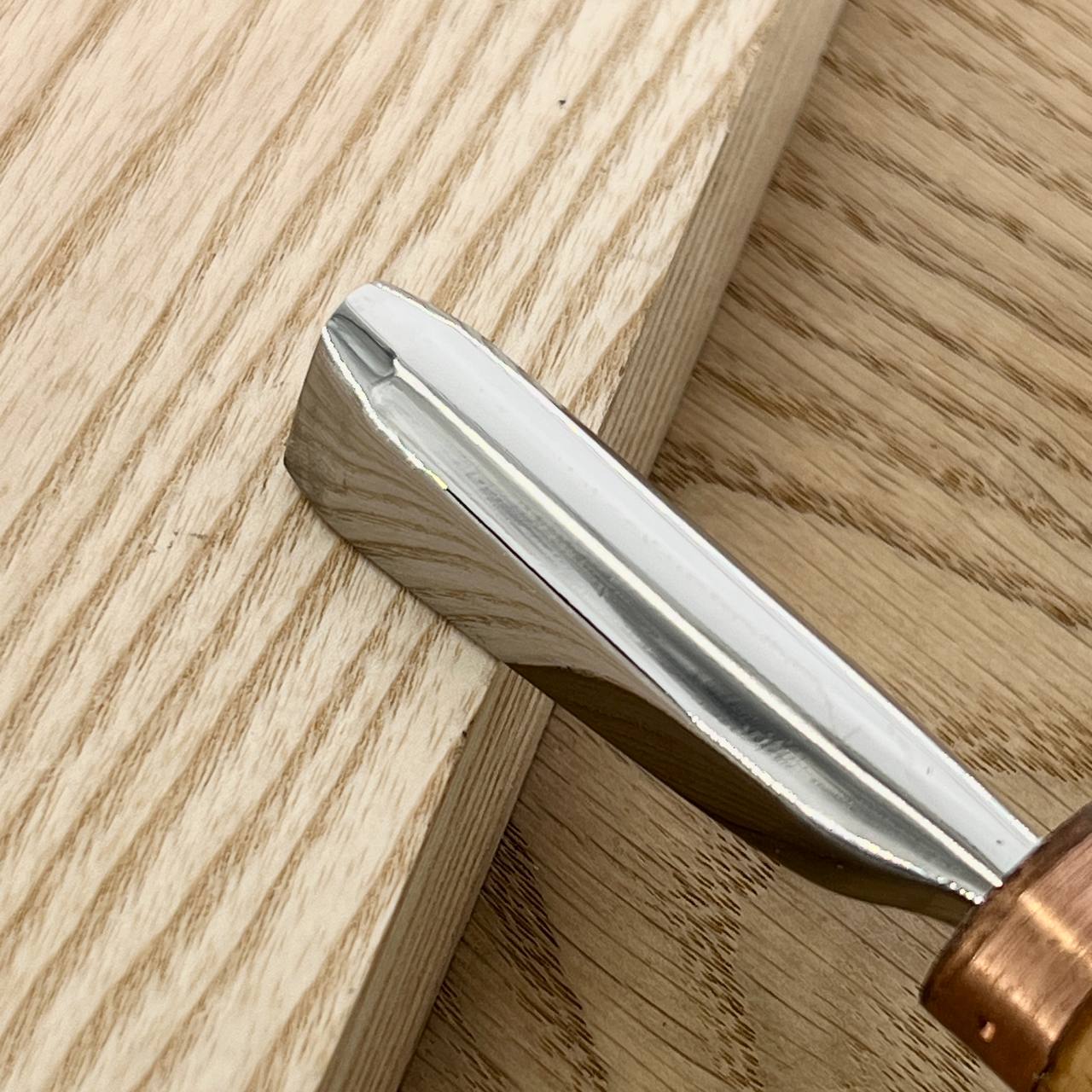 Short Palm U-Gouge for relief carving and texturing, Soft V-tool for carving