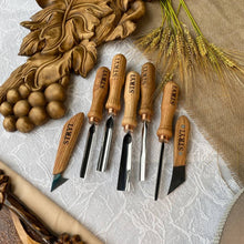 Load image into Gallery viewer, Basic wood carving kit STRYI for Whittling figures and Relief carving, Versatile set