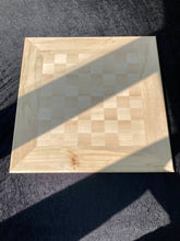 Cargar imagen en el visor de la galería, Tablero de tilo para tallar ajedrez, tablero de ajedrez hecho a mano, tilo en blanco