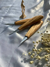 Cargar imagen en el visor de la galería, Cuchillo para tallar madera 40mm STRYI Profi para tallado detallado