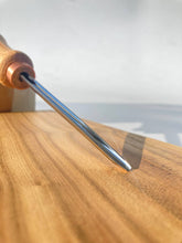 Cargar imagen en el visor de la galería, Gubia #9 perfil Cincel para tallar madera STRYI Profi