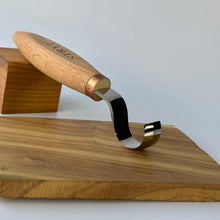 Laden Sie das Bild in den Galerie-Viewer, Spoon hook knife 30mm STRYI Profi bowl and Kuksa carving, Hook knife, Spoon carving knife