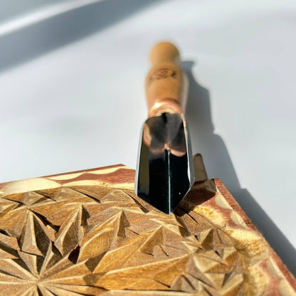 V-parting chisel 90 degrees for chip carving, Pen carving V-chisels