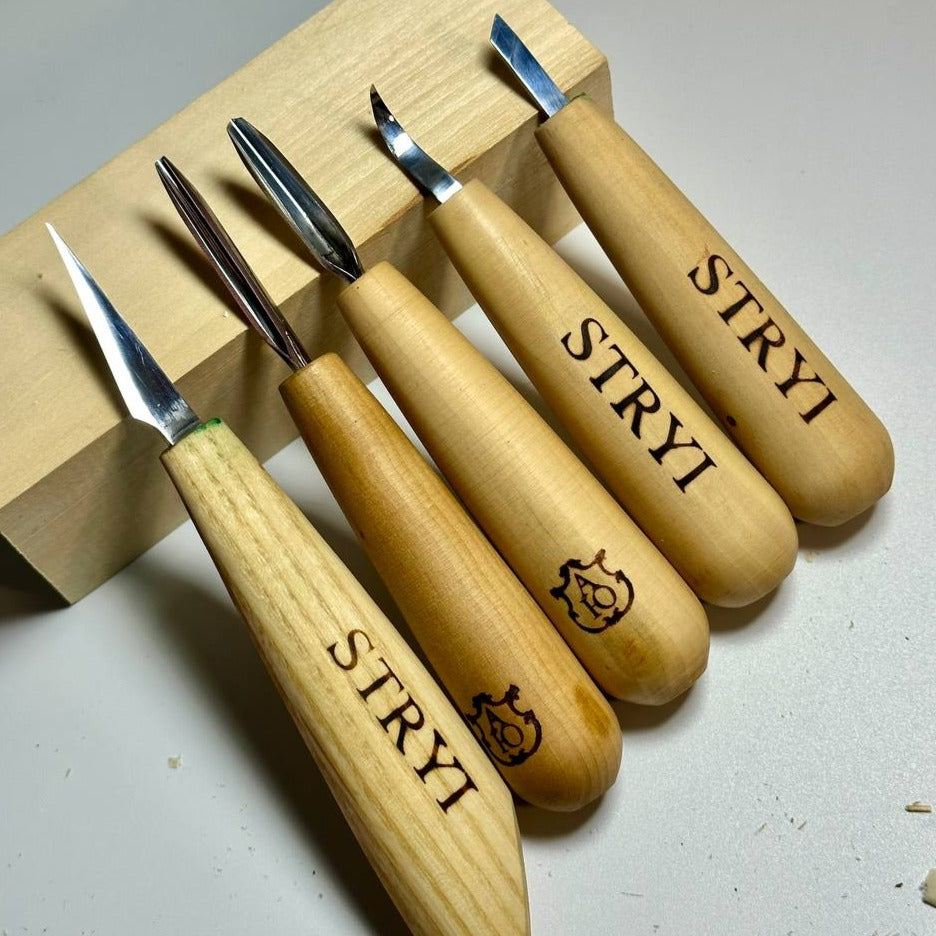 Wood carving kit of tiny sized chisels STRYI Profi, Whittling figurines, Knives set
