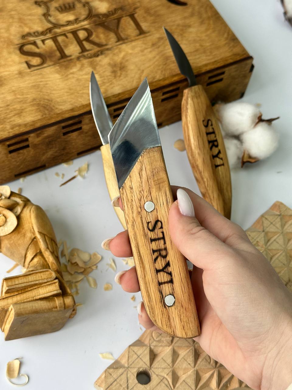 Wood carving knives set of 3pcs STRYI Profi in wooden storage case