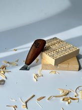 Laden Sie das Bild in den Galerie-Viewer, Messer für Holzschnitzerei STRYI Profi, Spanschnitzmesser von Adolf Yurev, grundlegendes Spanwerkzeug, Holzbearbeitungswerkzeuge, Basic für Holzschnitzer