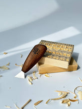 Cargar imagen en el visor de la galería, Cuchillo para tallar madera STRYI Profi, cuchillo para tallar virutas de Adolf Yurev, herramienta básica para tallar virutas, herramientas para trabajar la madera, básica para talladores de madera