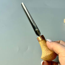 Load image into Gallery viewer, Palm carving tool STRYI  Profi #7, Linocut tool, Microcarving, Engraving chisel, Burin