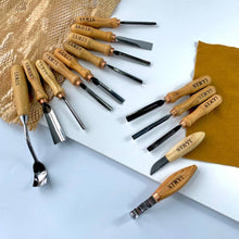 Load image into Gallery viewer, Versatile carving set of 14 pcs for relief caving, Making figurines, Chisels set, Gouges set, Spoon carving set