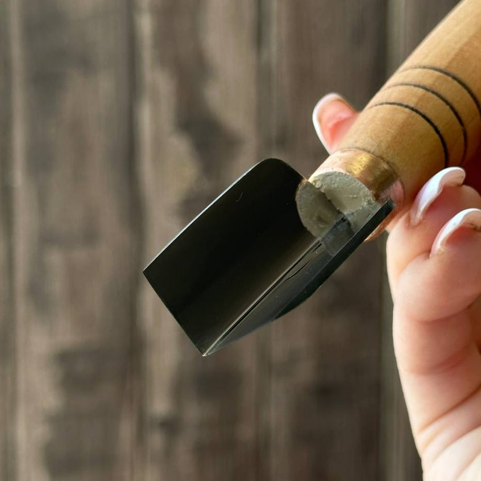 Cincel corto con separación en V STRYI-AY Profi para tallado de virutas, herramientas de tallado de madera, cuchillo detallado de virutas de tallado en madera, regalo para hombres cuchillo y herramientas