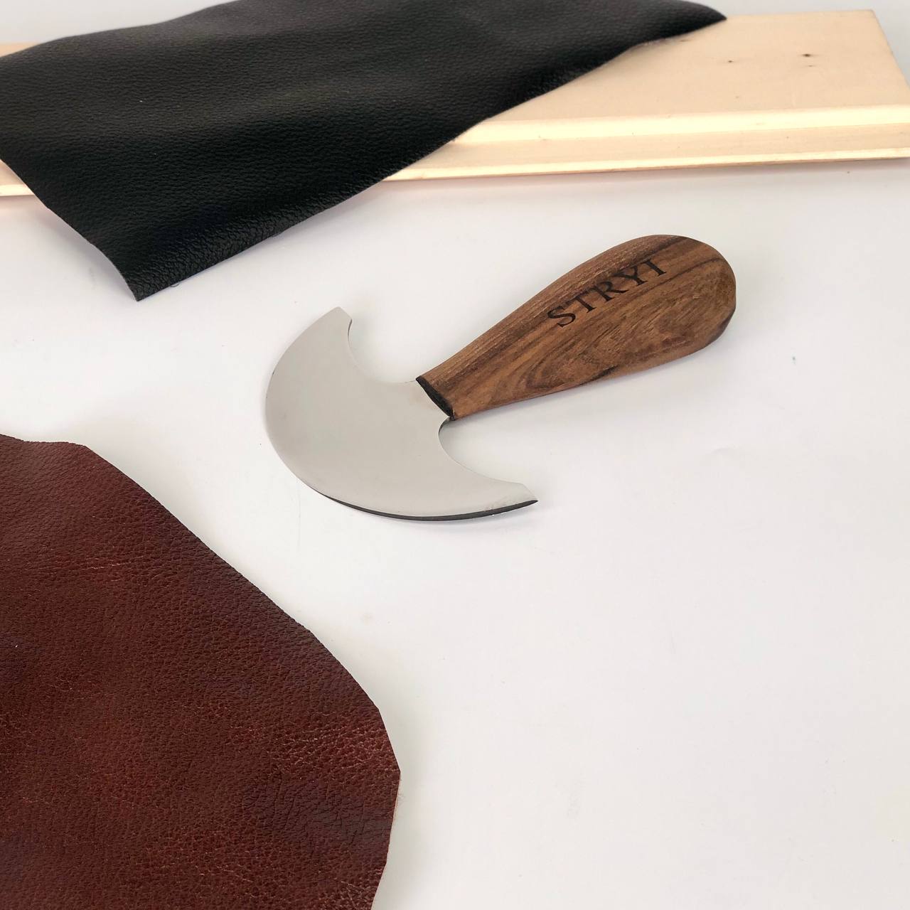 Cuchillo de cabeza de cuero premium, STRYI Profi, cuchillo para marroquinería