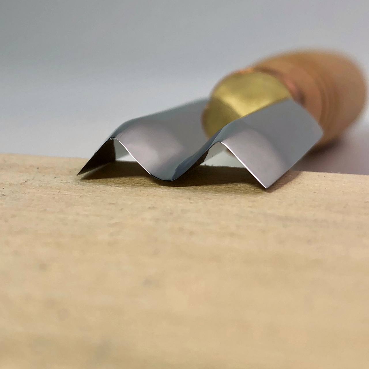 Short W-Shaped Chisel for #D chip carving, Double V-parting tool