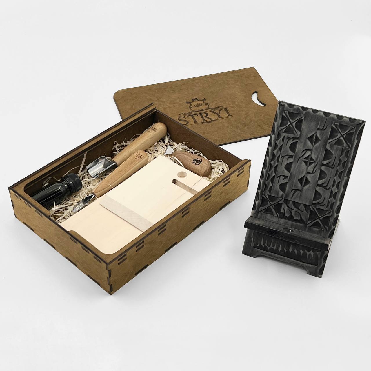 📱 DIY Wood Carving Kit: Mobile Phone Stand, Craft kit, Gift box for everyone