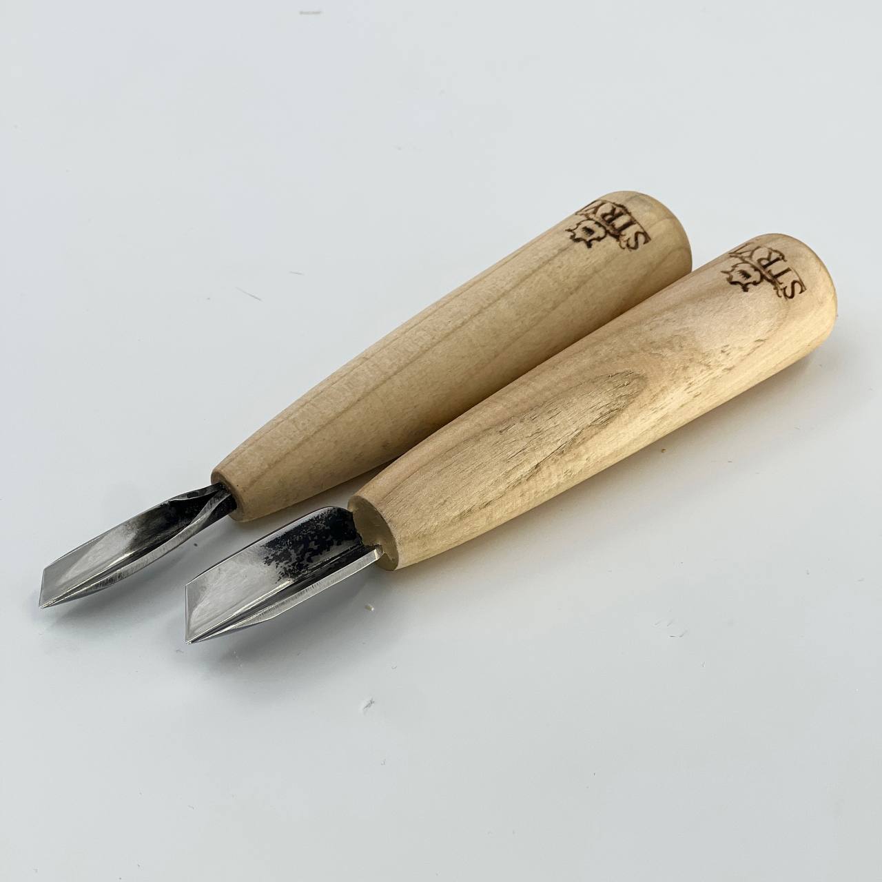 Cincel recto corto con separación en V STRYI-AY Profi para tallado de virutas, herramientas de tallado de madera, cuchillo detallado de virutas de tallado en madera, regalo para hombres cuchillo y herramientas