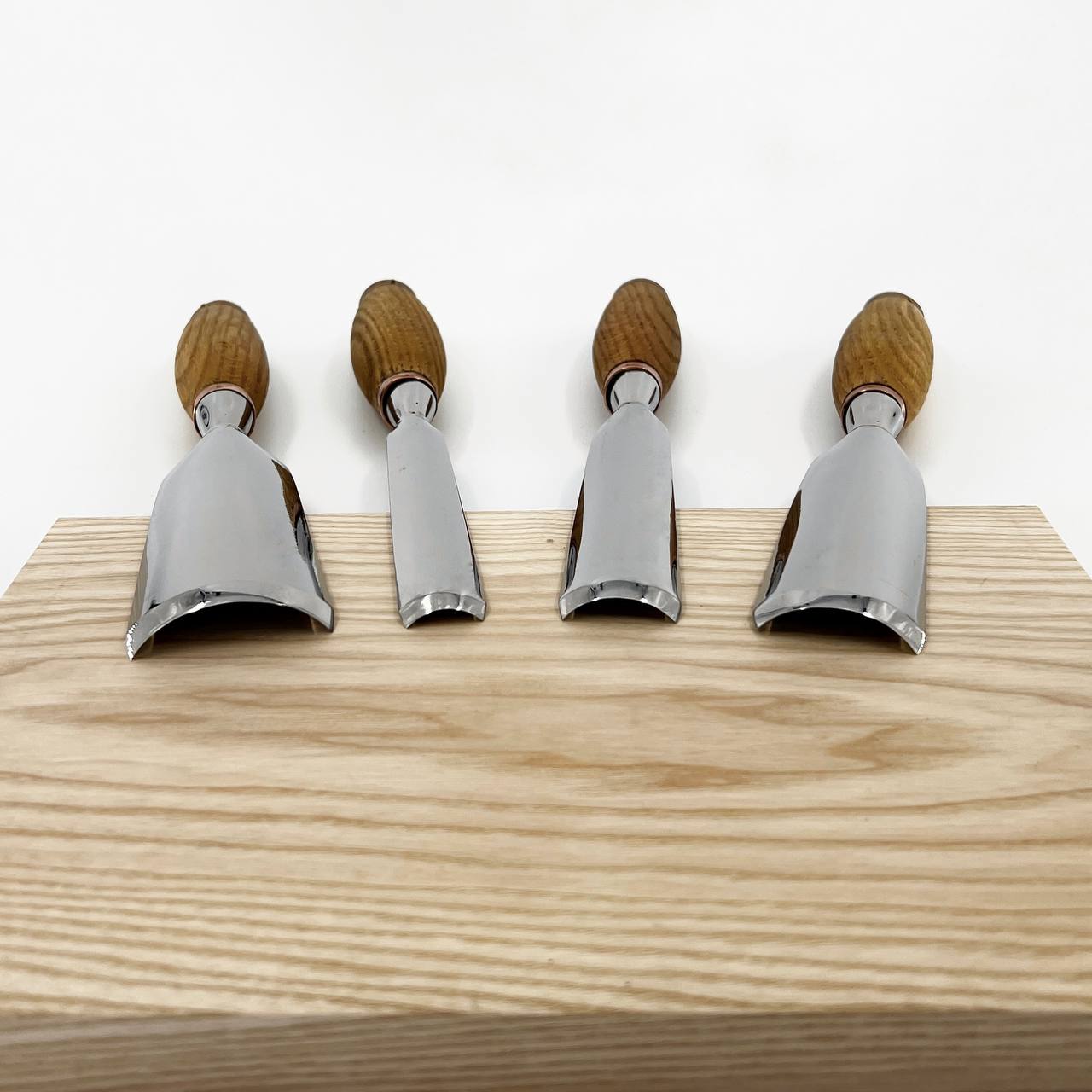 Cincel de escultura grande, gubia resistente de 8 perfiles, STRYI Profi