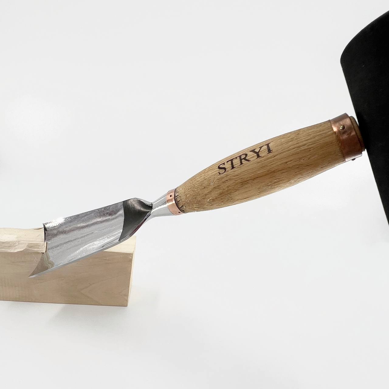 Cincel para escultura grande, perfil 7, gubias resistentes STRYI Profi