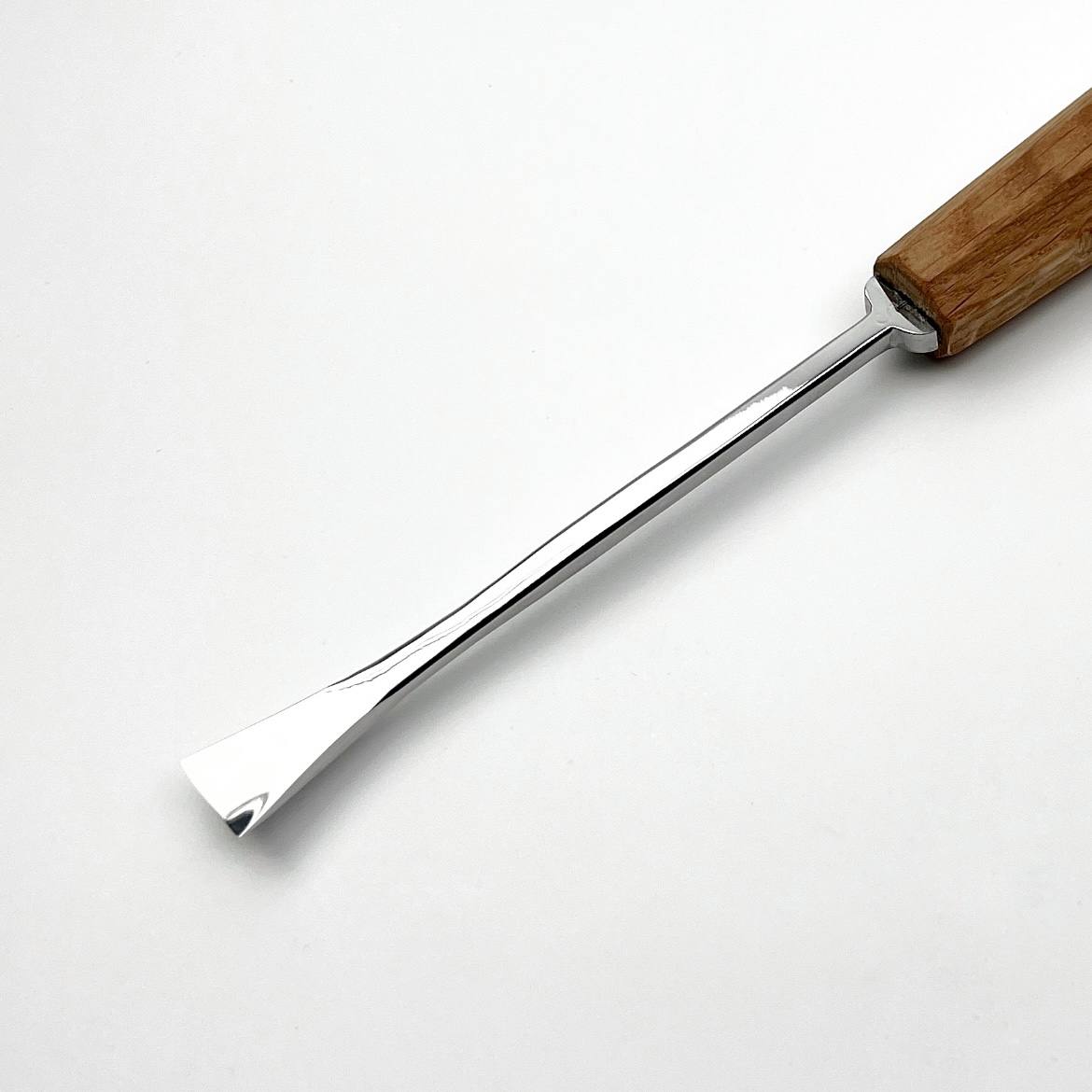 Fishtail Gouge STRYI Maestro for relief carving and detailed carving, NEW line