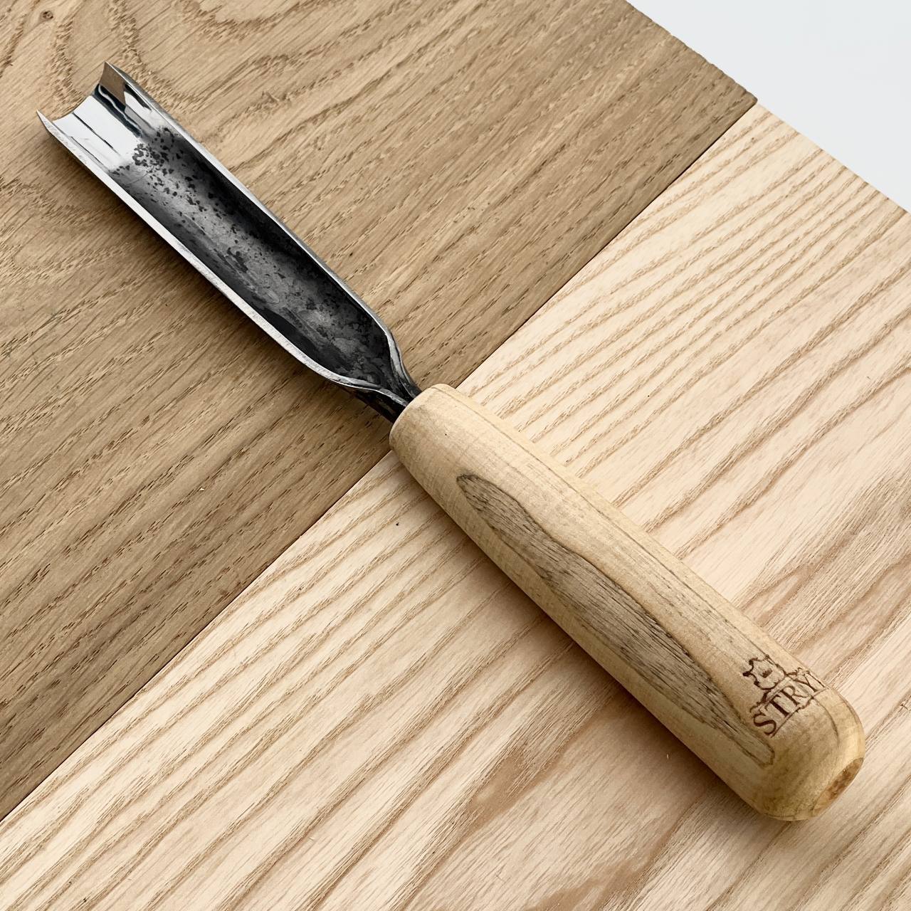 Gouge #9 profile, Woodcarving Rounded Gouge STRYI Standart