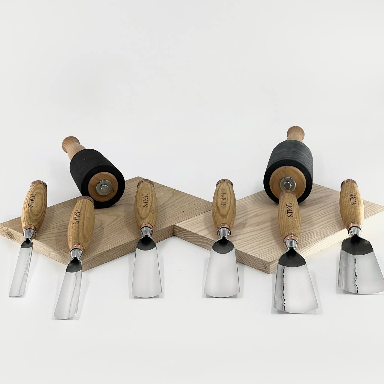 Cincel para escultura grande, perfil 7, gubias resistentes STRYI Profi