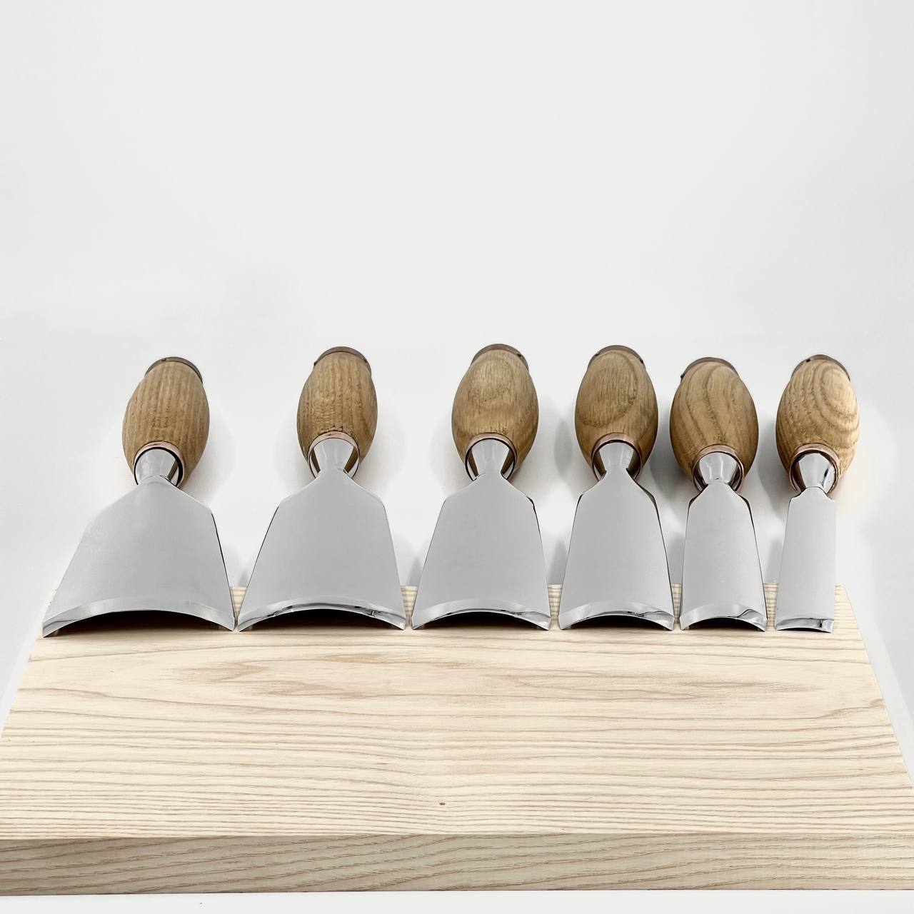 Cincel para escultura grande, perfil 7, gubias resistentes STRYI Profi