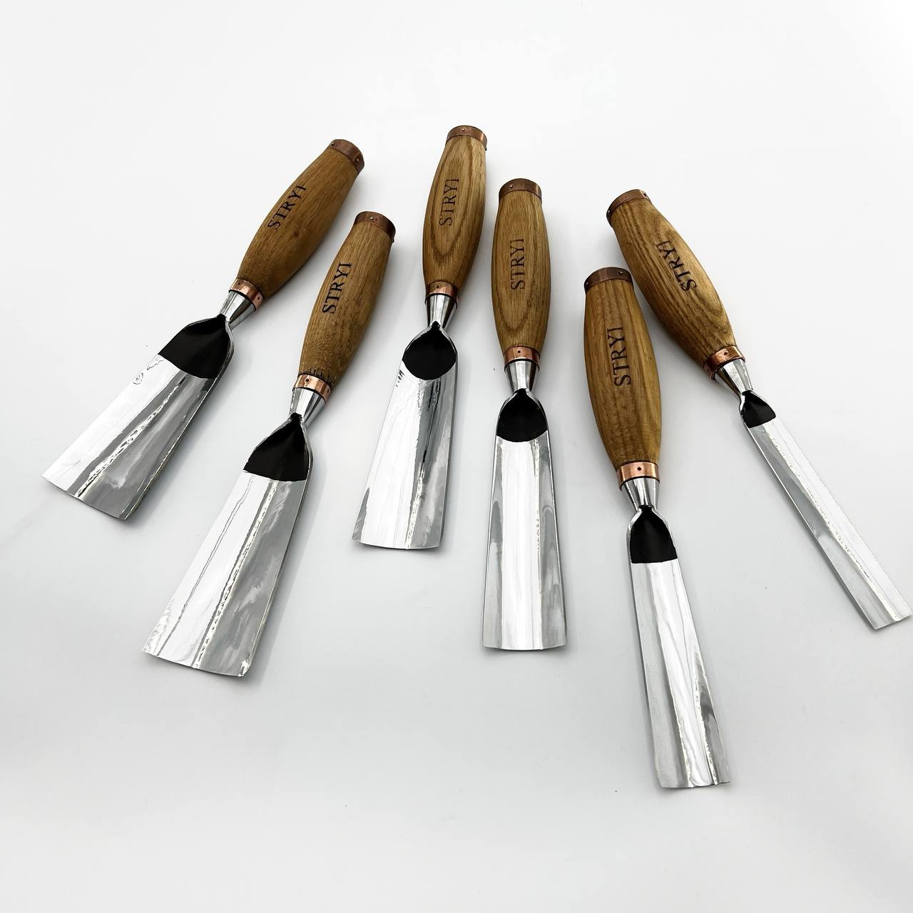 Cincel para escultura grande, perfil 7, gubias resistentes STRYI Profi