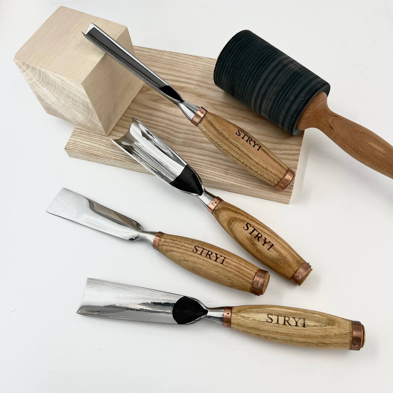 Sculpture tools set STRYI Profi 4pcs, Wood carving kit of Heavy-duty chisels, Sculpture gouges, Forged hand tools for Sculpting woodworking
