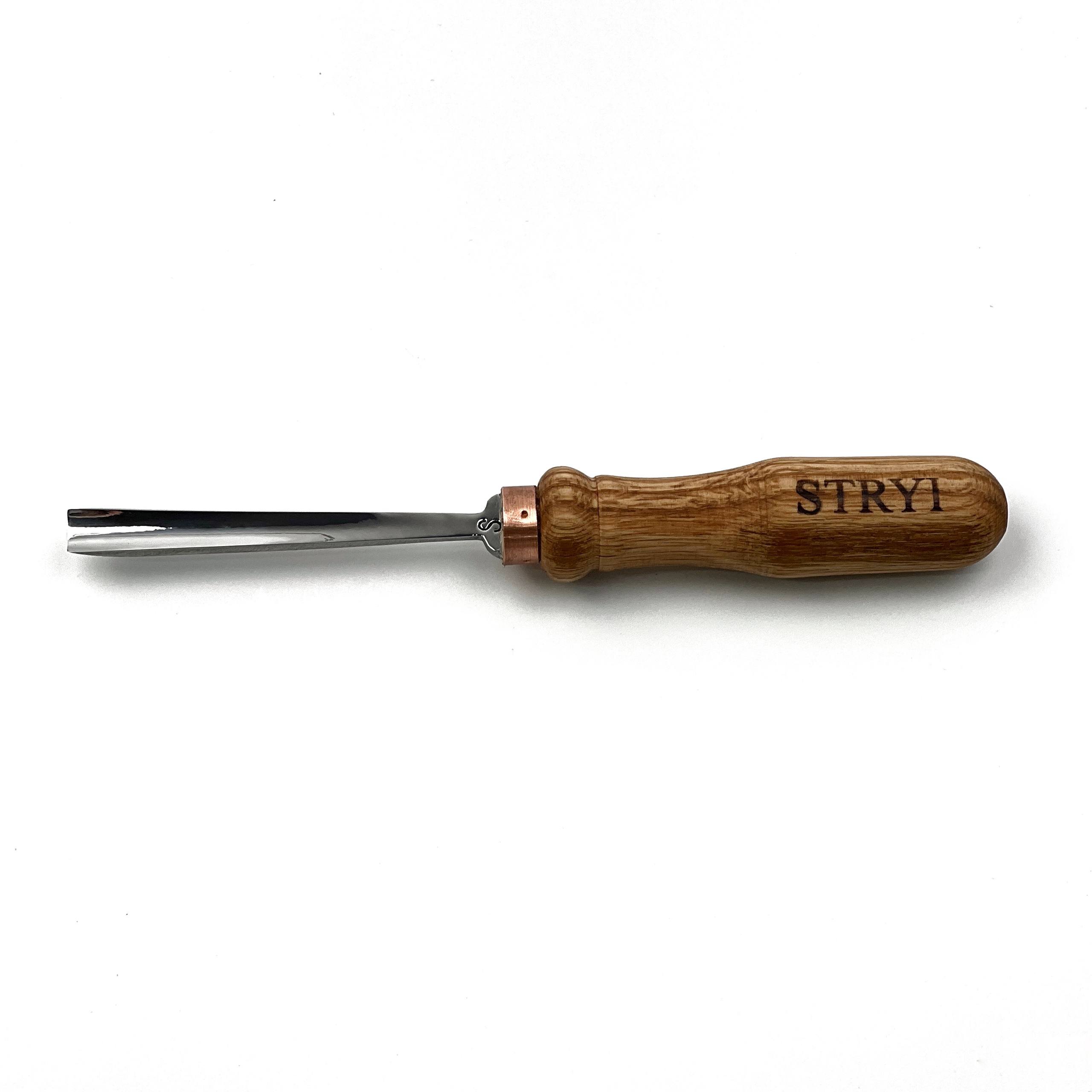 Forged Gouge Sweep #7: The Essential Tool for Organic Shapes