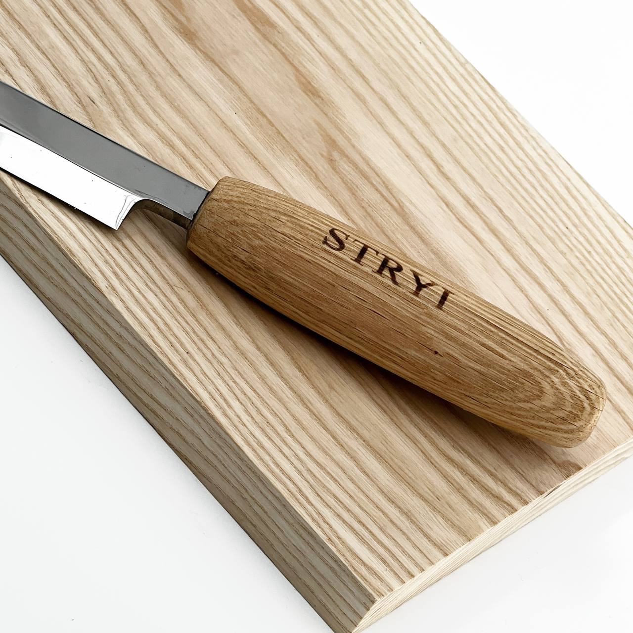 Ziehmesser STRYI Profi 130mm, gerades Schubmesser für die Holzbearbeitung zum Schneiden von Holz, gerades Ziehmesser