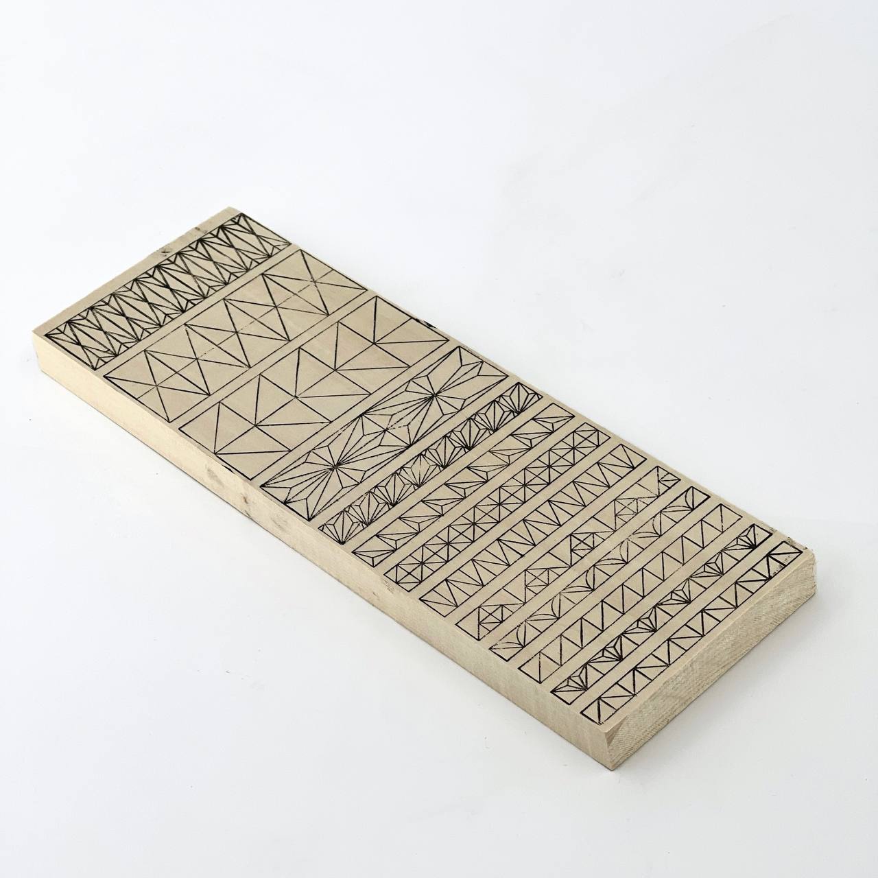 Juego de cuchillos para tallar madera STRYI Start para tallador principiante con tabla de práctica