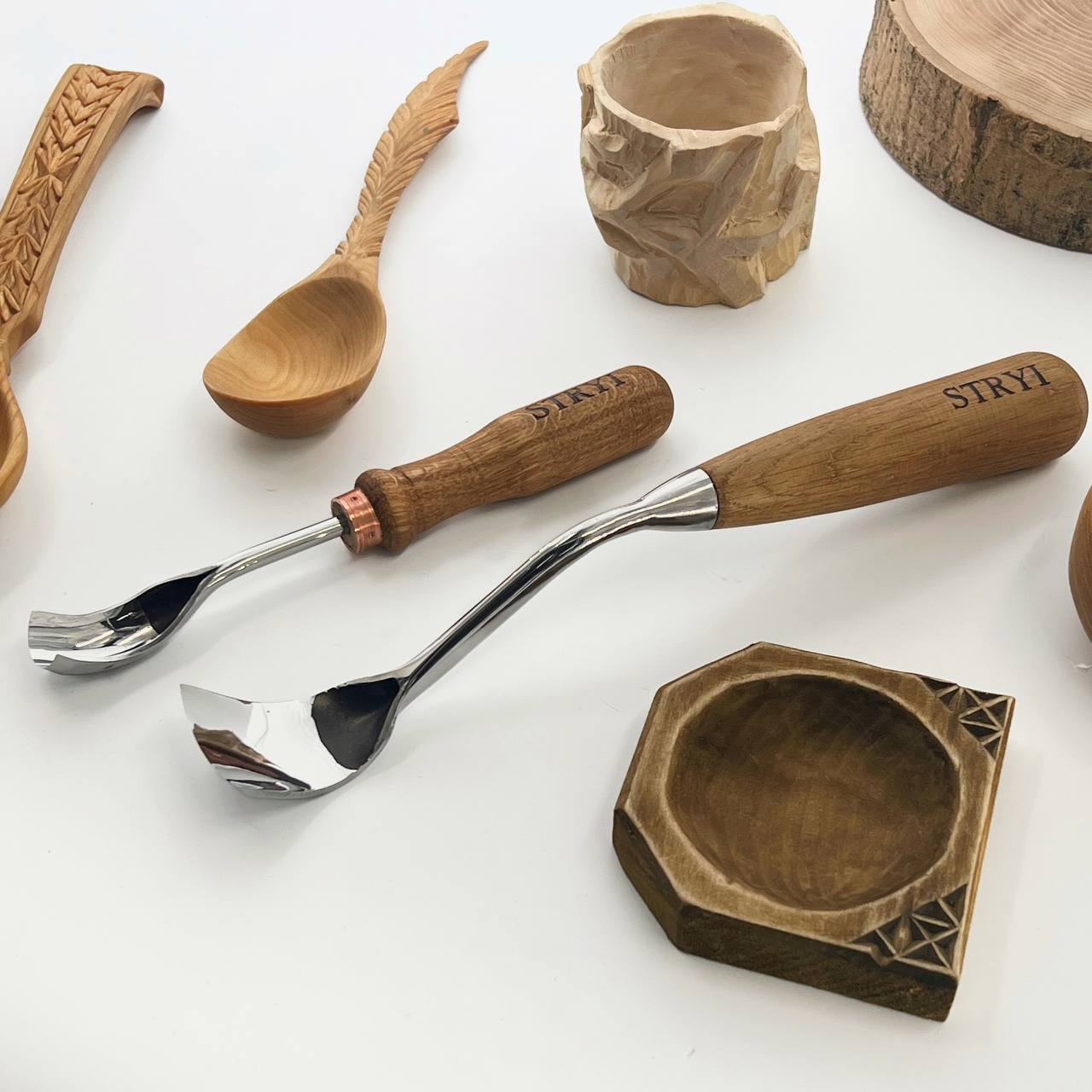 Schalenschnitzset mit 2 gebogenen Hohleisen STRYI Profi, Kuksa Hohleisen, Schalenschnitzerei, Geschenk für junge Männer