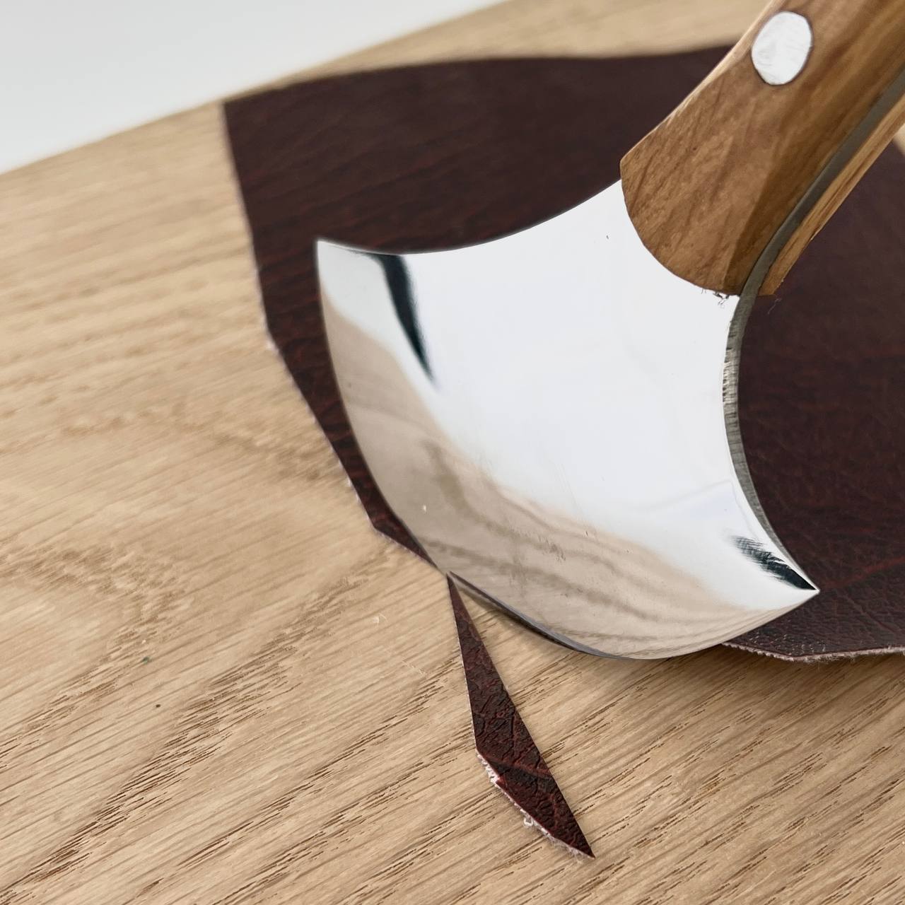 Premium Head Knife for Leatherworking: STRYI Profi, art. 181014