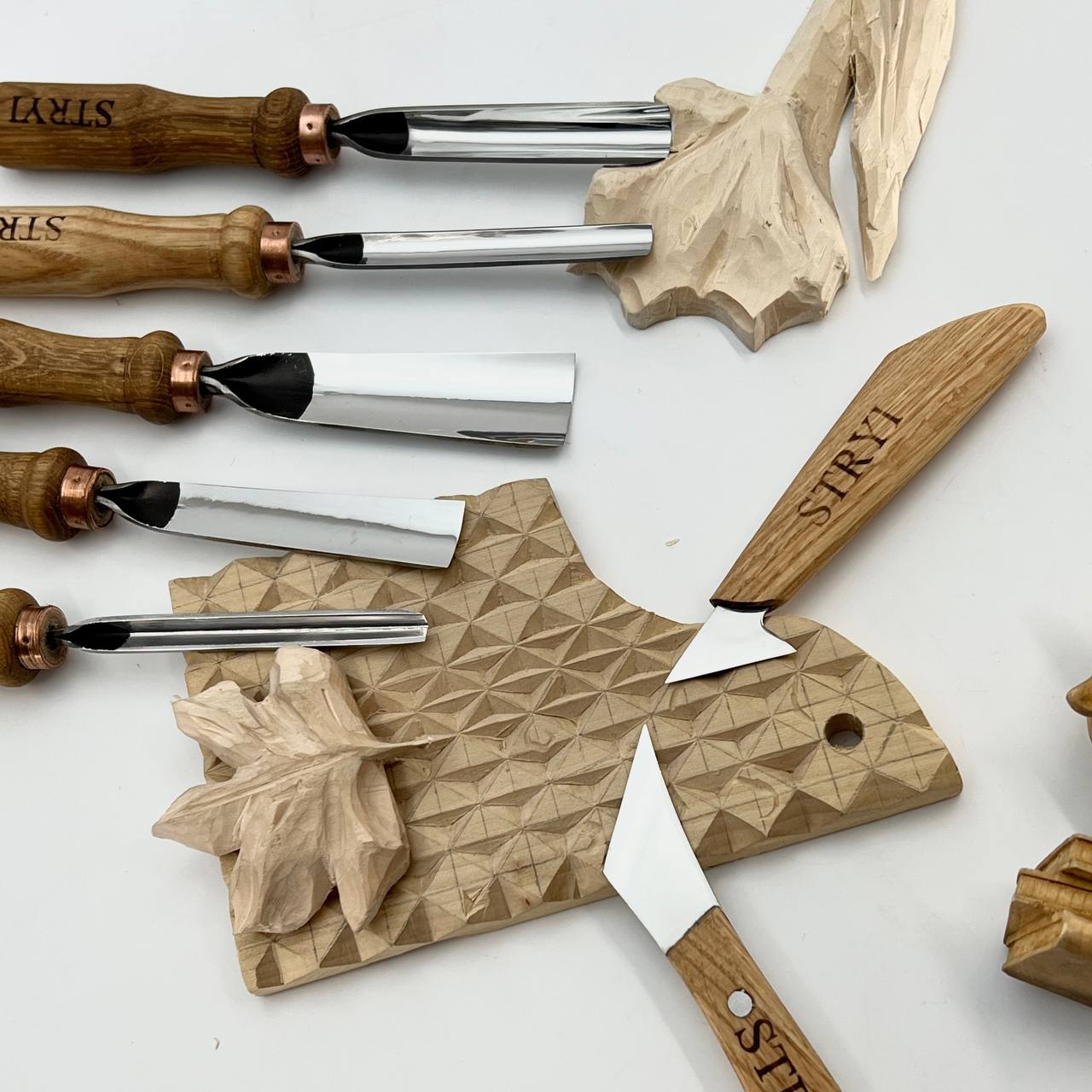 Grundlegendes Holzschnitzset STRYI zum Schnitzen von Figuren und Reliefschnitzen, Vielseitiges Set