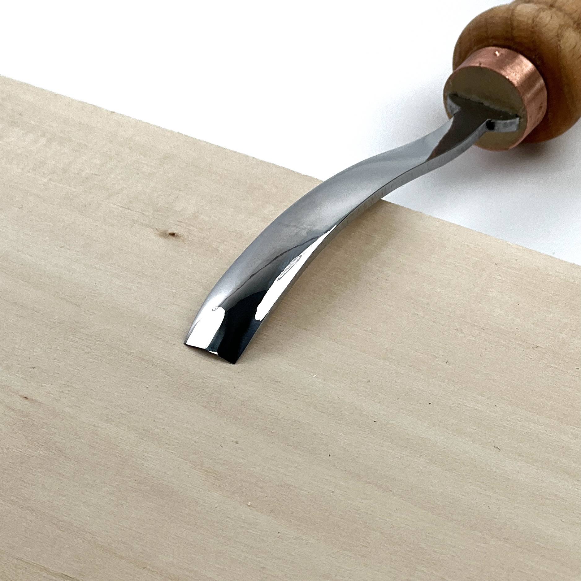 STRYI 10mm Forged Bent Gouge Sweep #5 – Professional Semi-Bent Chisel for Relief Carving