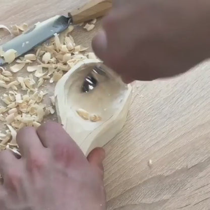 Löffelschale und Kuksa Schnitzhakenmesser, Scharfes Hakenmesser 25mm STRYI Profi, Löffelmesser, Schalenmesser, Kuksa Meißel, Handgeschmiedetes Werkzeug