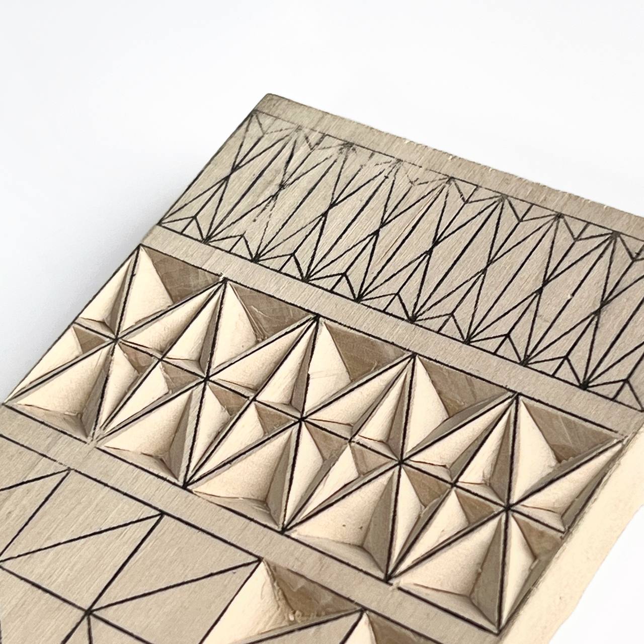 Juego de cuchillos de cola de golondrina para tallar madera en estuche enrollable, cuchillos triangulares