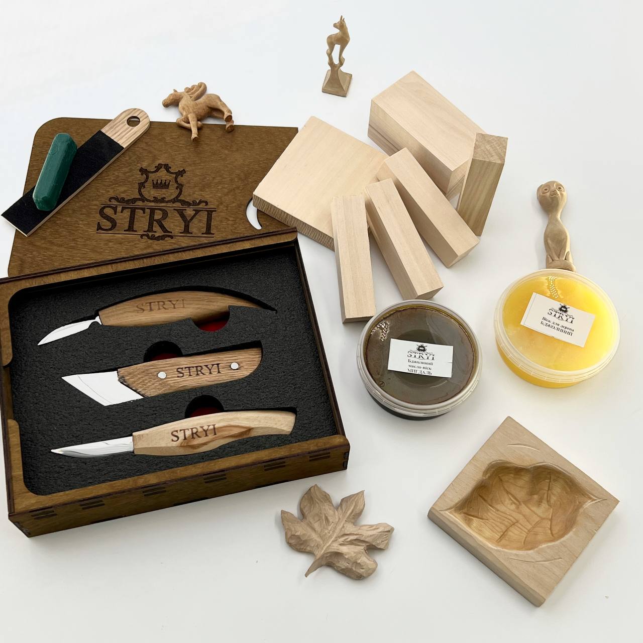 Wood Carving Knives set of 3pcs STRYI Profi in Storage Wooden Box